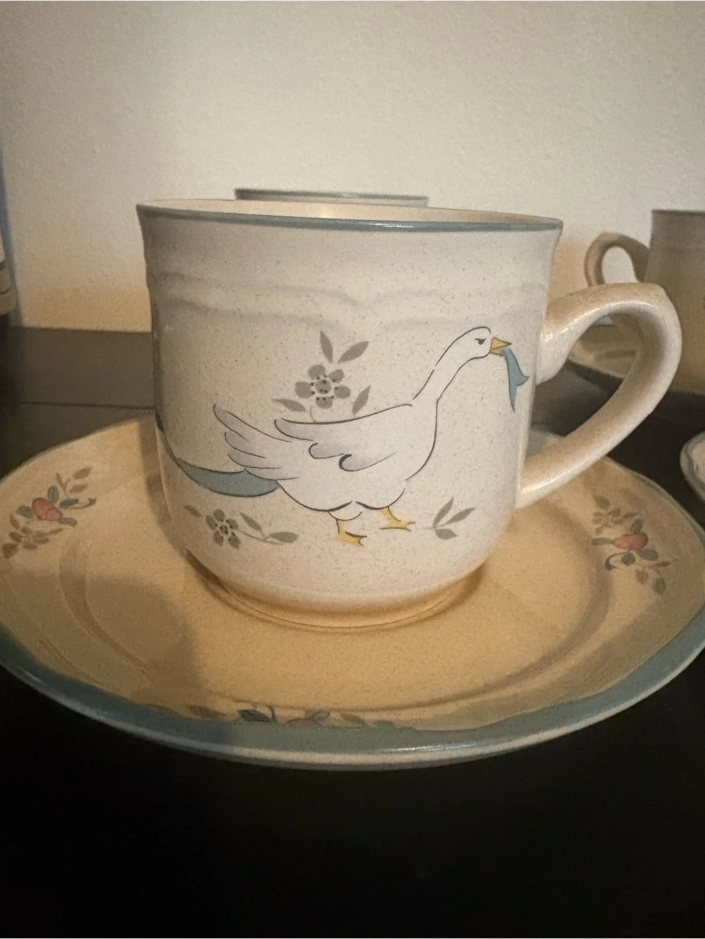 Grandma Chic Vintage Marmalade Goose Tea or Coffee Set – 4 Mugs & Saucers